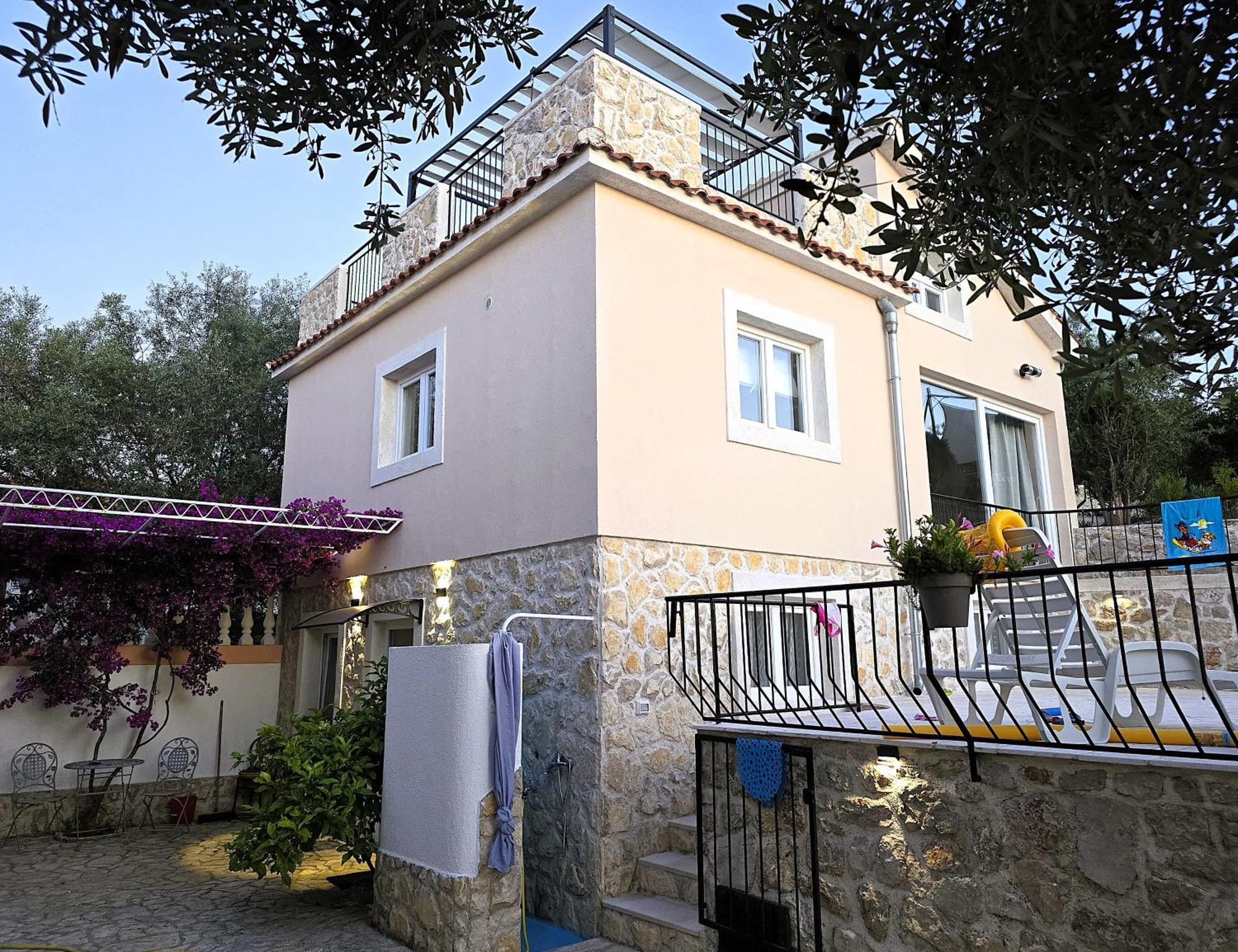 Apartments Katicin Poljana  Buitenkant foto